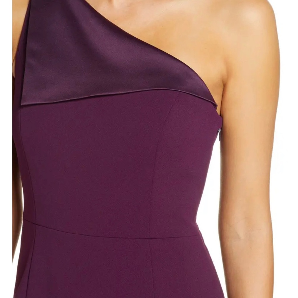 Vince Camuto one-shoulder sheath dress - Picture 3 of 8